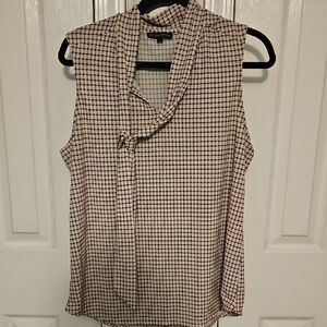 Adrianna Papell Brown and White Sleeveless Tie Front Blouse